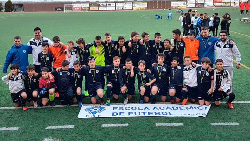 E. Académica nas finais com Sporting e Benfica