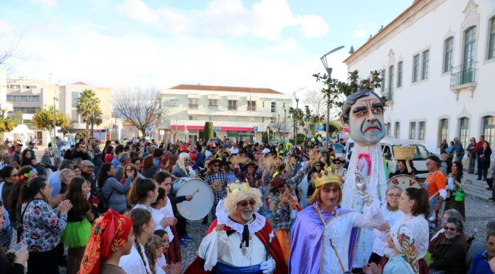Bombarral rima com… Carnaval