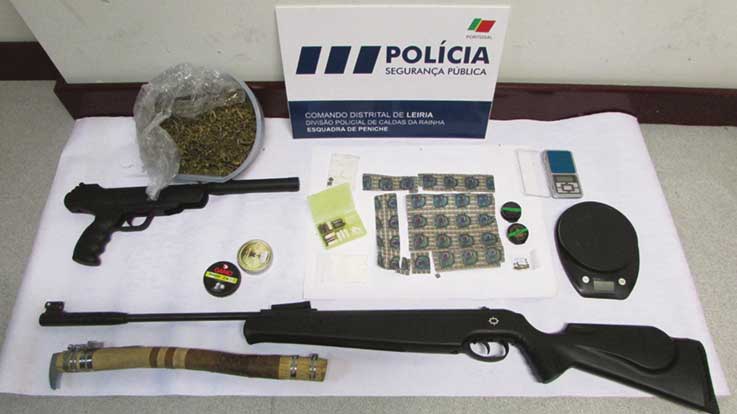 Apreendida autocaravana com drogas em Peniche