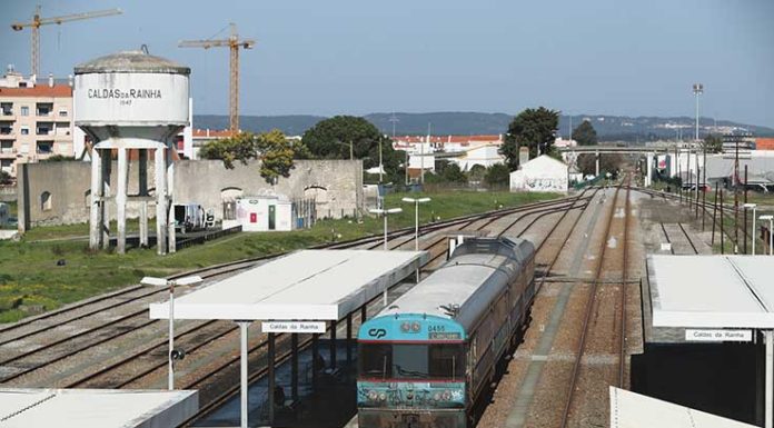 Governo sem datas para a modernização da linha do Oeste Gazeta das Caldas - Linha do Oeste
