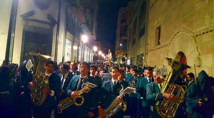 Banda de Óbidos acompanhou procissão durante sete horas em Espanha