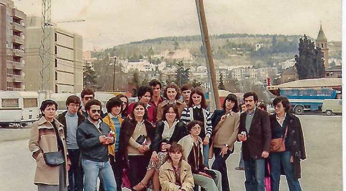 Antigos alunos da Raul Proença querem criar associação