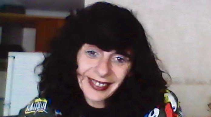 Paula Duarte apresenta livro no CCC Gazeta das Caldas - Paula Duarte