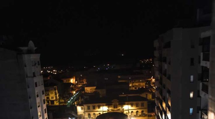 Olavo Bilac contou com uma noite de Verão para encher a Avenida