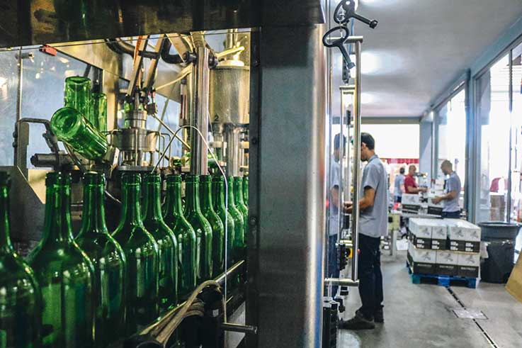 Aumento das taxas alfandegárias na América preocupa produtores de vinho do Oeste