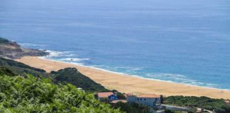 Praia do Salgado também já tem Bandeira Azul e vai ser vigiada