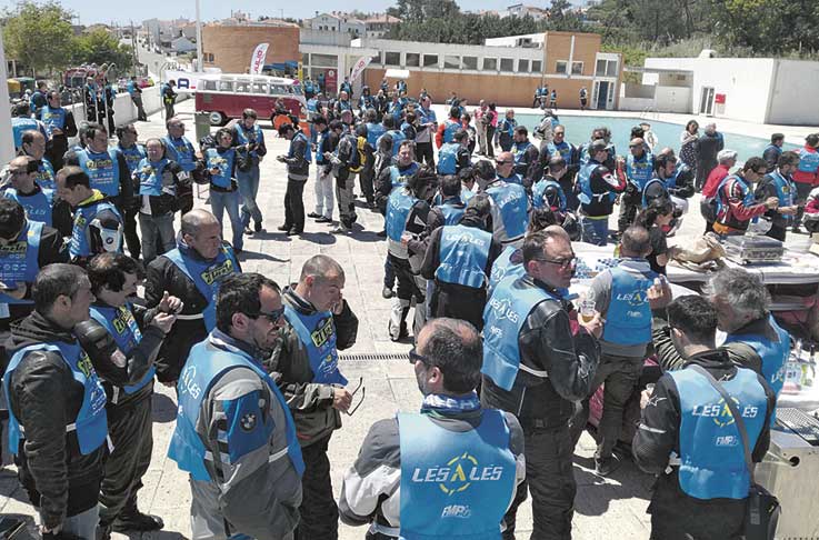 2000 motociclistas visitaram a Praia de Salir do Porto