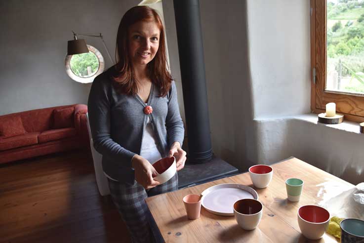Sílvia Jácome, a designer de cerâmica que vive e trabalha com preocupações ecológicas
