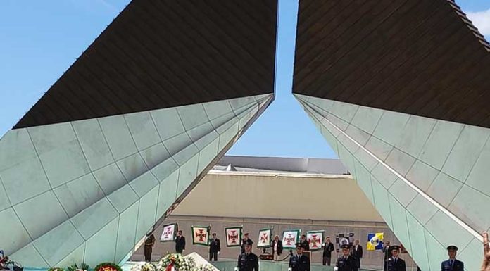 Homenagem aos Combatentes