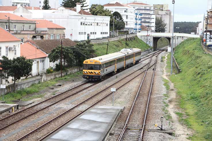Candidato viaja na Linha do Oeste
