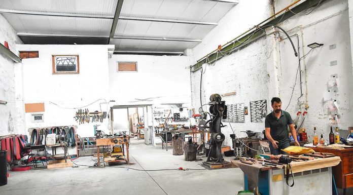 Artistas e artesãos dão nova vida a armazéns no centro da cidade