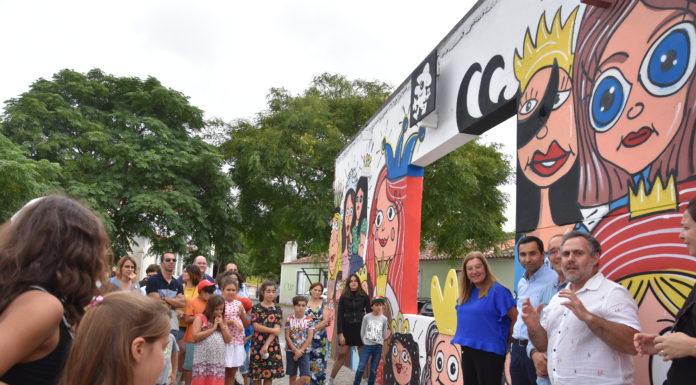 Mural dedicado às Rainhas valoriza parque de estacionamento do hospital