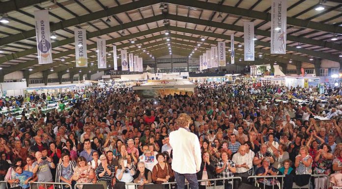 Art Sullivan: o ícone musical dos anos 70 abriu as tasquinhas e atraiu multidão