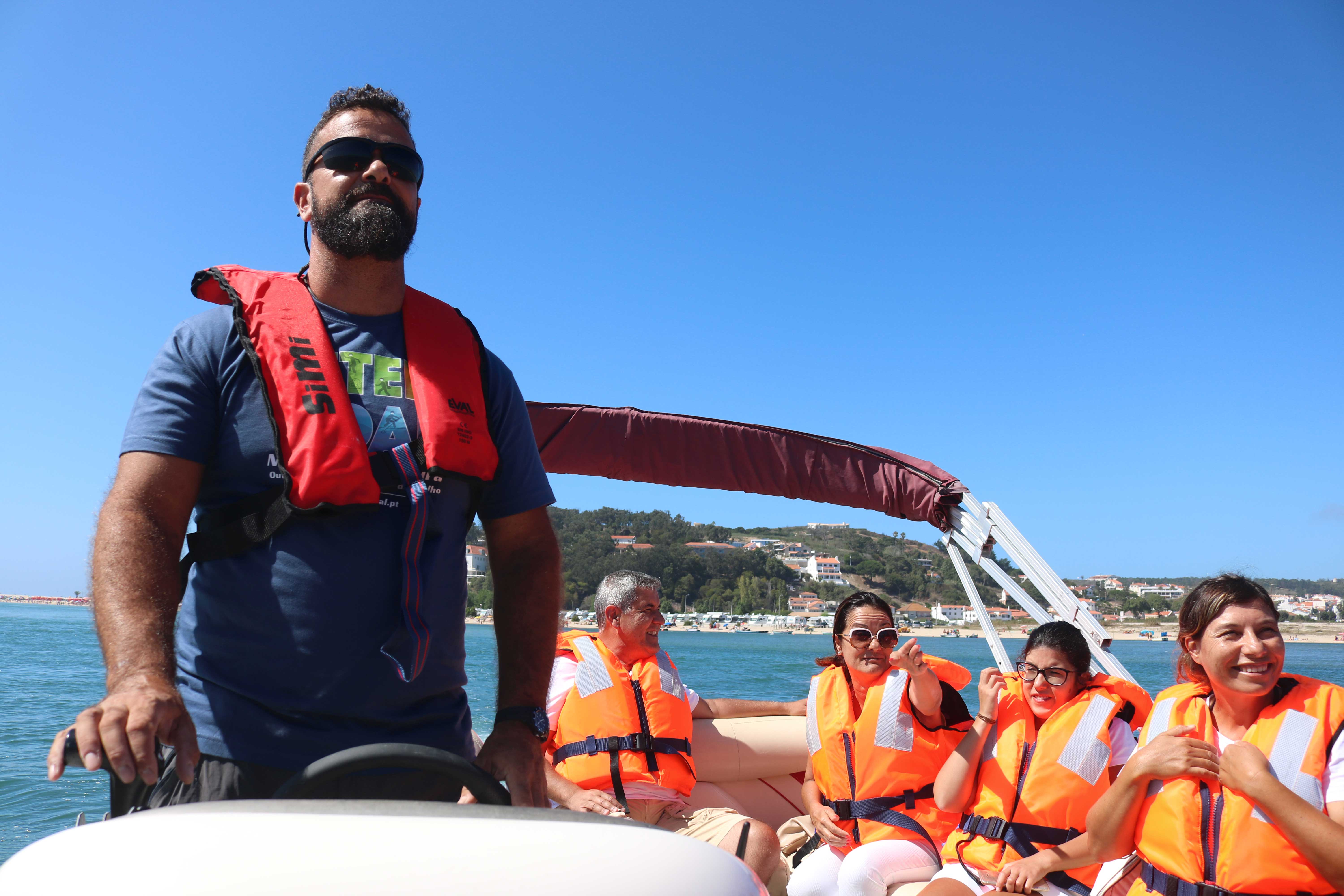 Empresário da Foz do Arelho inaugura passeios turísticos de barco na lagoa de Óbidos