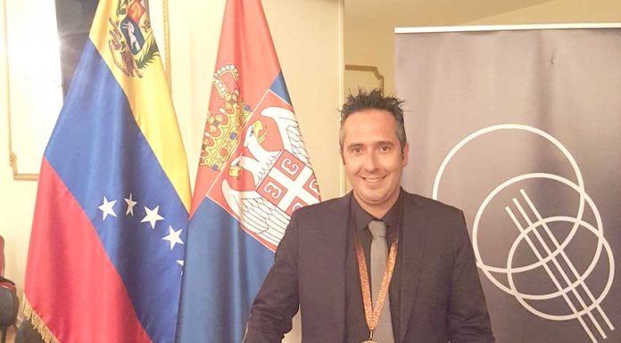 Maestro da banda de Óbidos distinguido na Bielorrússia