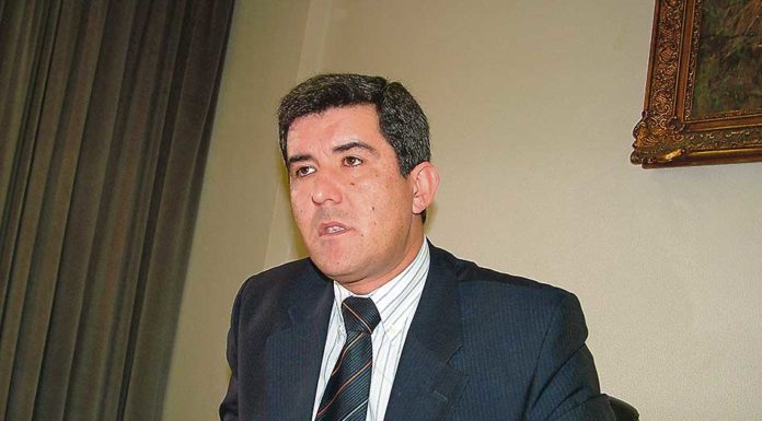 As férias dos presidentes de Câmara nunca são verdadeiramente férias