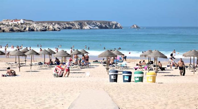 Um guia para banhos de água e sol em Peniche