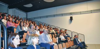 “O isolamento dos mais jovens deve preocupar toda a sociedade”