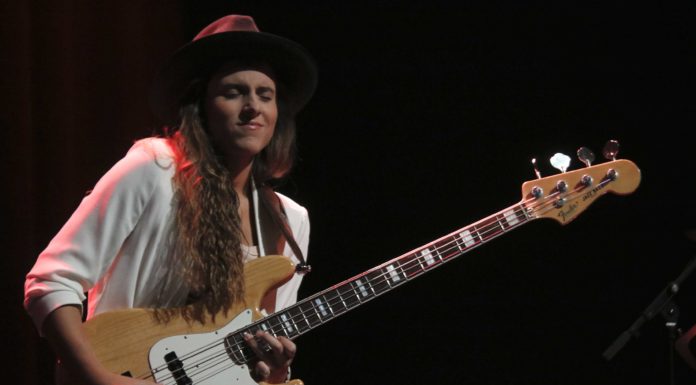 Uma baixista polaca e uma cantora sueca no Caldas Nice Jazz