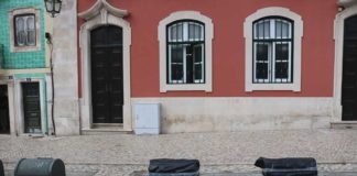 Ecopontos da Praça da Fruta não funcionam há seis meses