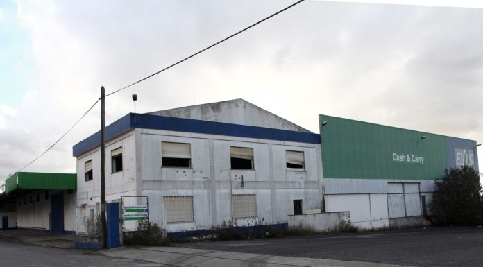 Câmara de Óbidos vai comprar antigas instalações da Coopercaldas