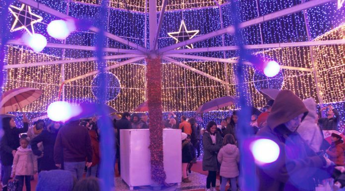 O Natal das Caldas terá pista de gelo e o de Óbidos leva as crianças à Lua