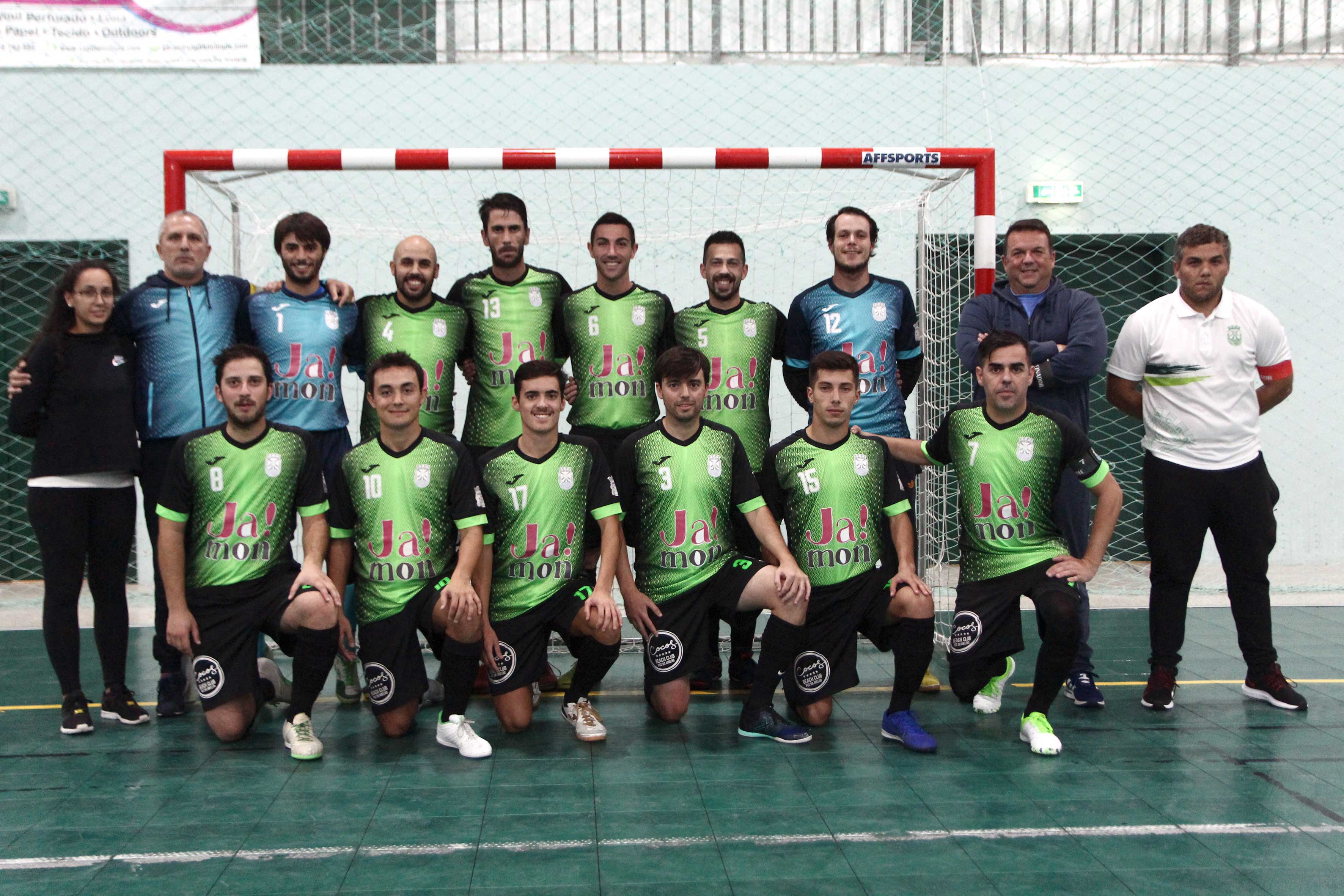 Nadadouro imponente na segunda parte