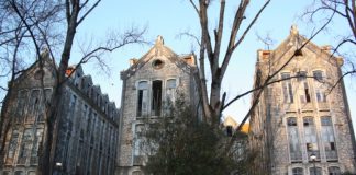 Hotel nos Pavilhões do Parque pode arrancar no início do ano