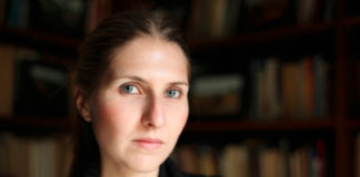 Poetas à conversa no Teatro da Rainha