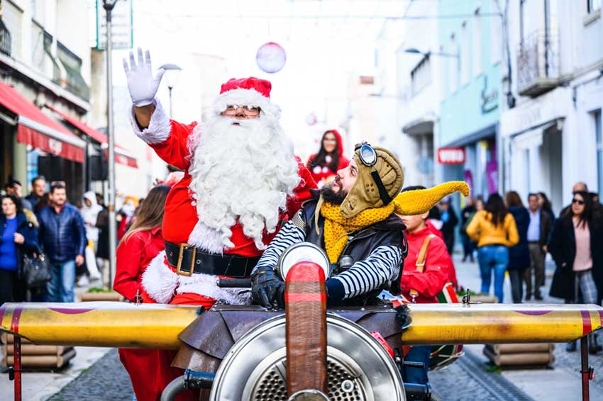 O Pai Natal chegou às Caldas com entusiasmo