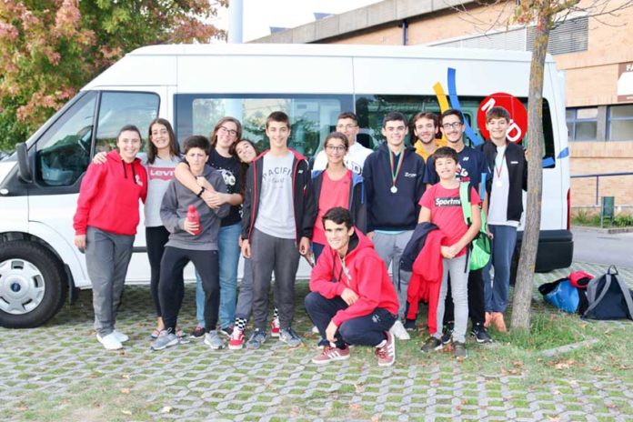 6D204448-79B7-464D-8E9B-5F4A9165115B