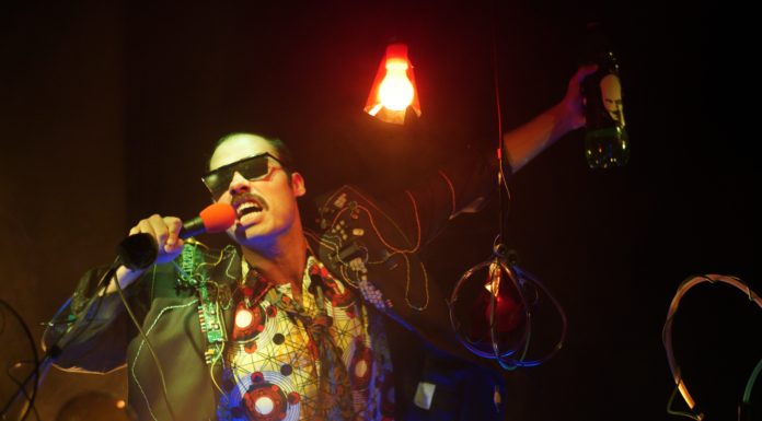 Crude no Teatro da Rainha