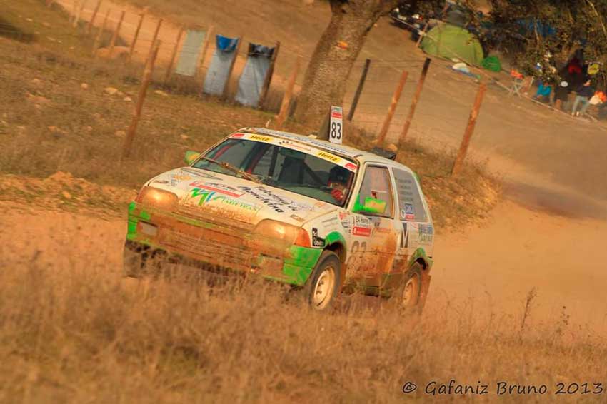 Citroen AX da equipa Caldense nas 24H TT de Fronteira