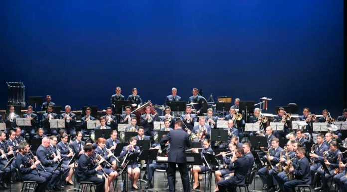 Banda da Força Aérea levou cerca de 450 pessoas ao CCC