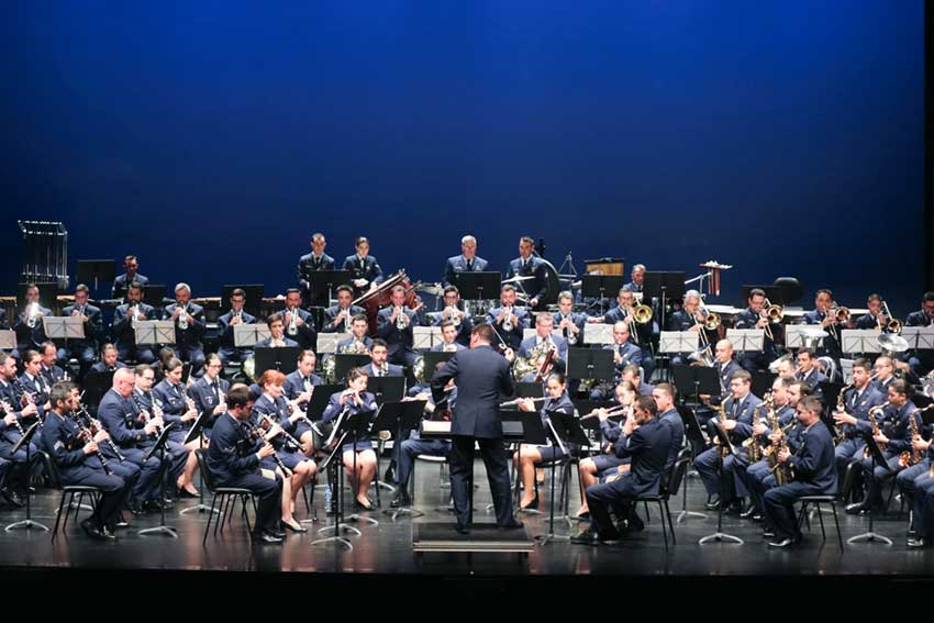 Banda da Força Aérea levou cerca de 450 pessoas ao CCC