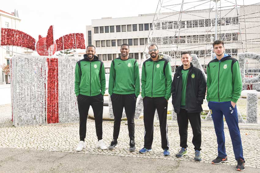 Natal longe da família. O sacrifício dos jogador es estrangeiros que estão nas Caldas a perseguir o sonho de uma vida.