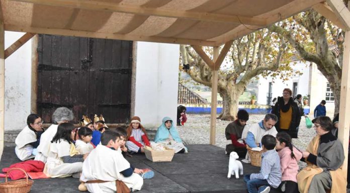 Fotos de presépios vivos em exposição em Óbidos