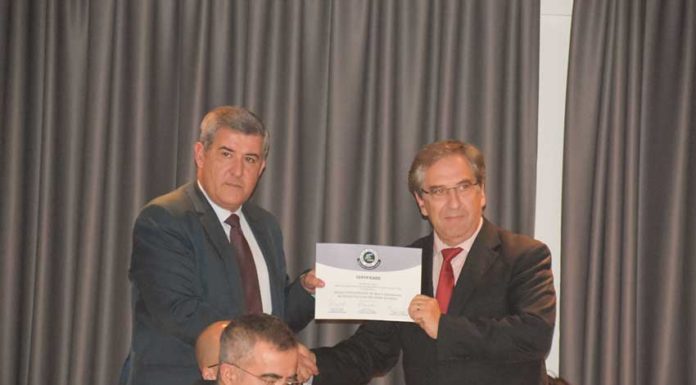 Tinta Ferreira leva José Manuel Moura para a vereação