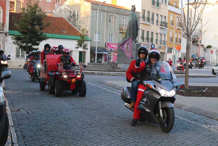 Pais Natais Motard 2019, há 11 anos a distribuir sorrisos