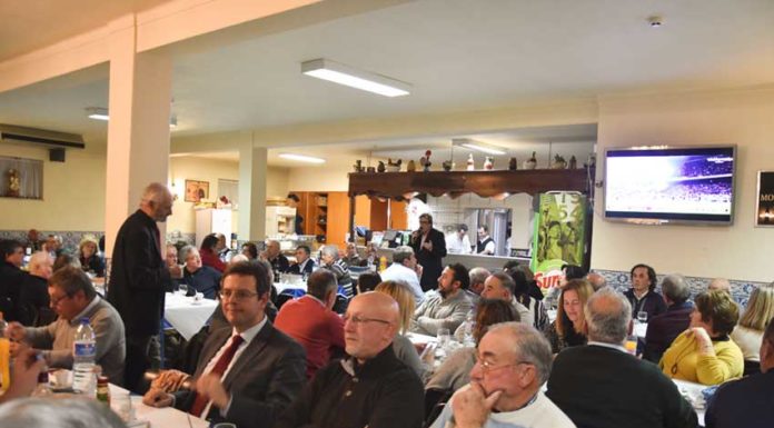 Alcatrão e mais verbas são prendas da Câmara no sapatinho das freguesias