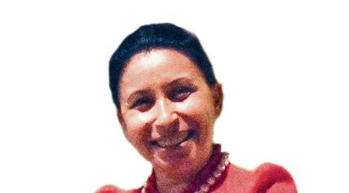 Tunisina Ouafa Belgacem explicou como se financiam projectos culturais