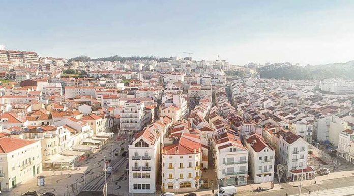 McDonald’s e Burger King abrem na Nazaré