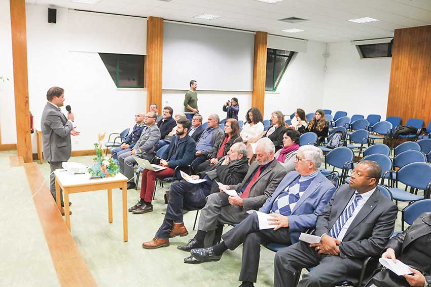 Santo Onofre e Serra  do Bouro são verdadeiras freguesias do mundo
