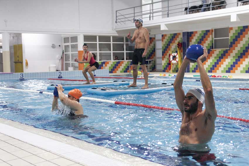 Nadar assumiu a gestão das piscinas Raul Proença em horário pós-escolar