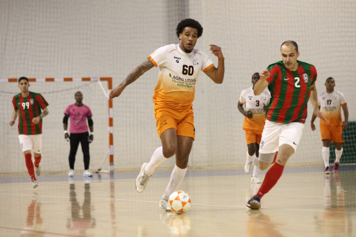 Olho Marinho vence e continua líder