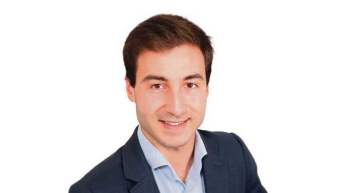 Bolsa na Finlândia leva deputado municipal Luís Crisóstomo a suspender mandato em Alcobaça