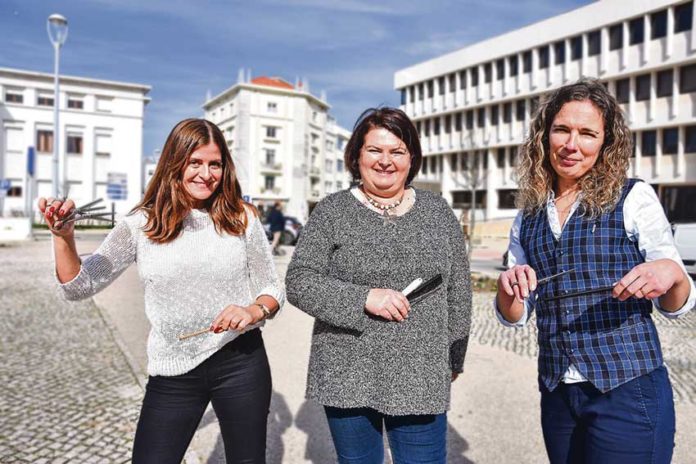 Barbeiras-fundo-desfocado