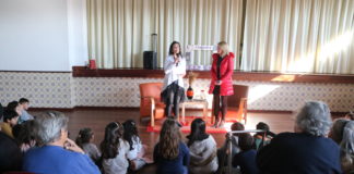 Cantora Rebeca falou com crianças e idosos sobre cancro