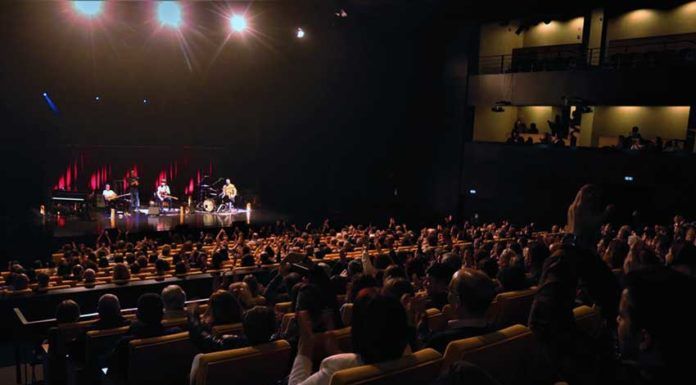 Casais celebraram o amor ao som dos The Black Mamba no CCC