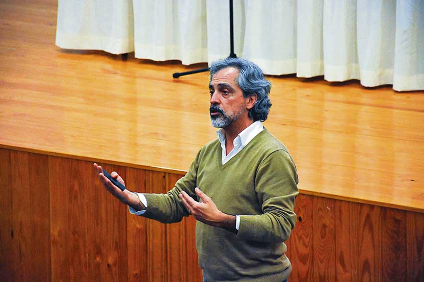 Psicólogo educacional defende que o modelo  da escola actual não prepara os cidadãos de amanhã